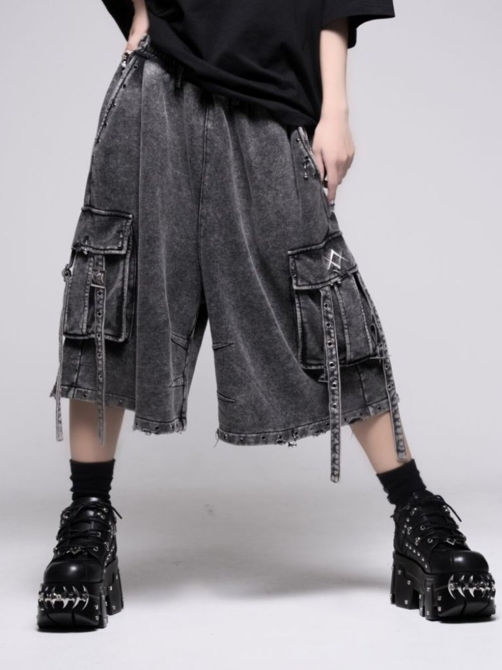 REFLEM Pigment Dyed Sweat Cargo Shorts - unisex